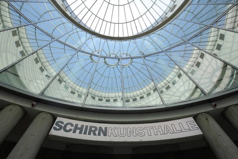 Entrance and dome of the Schirn Kunsthalle, modern building, glass windows, glass panes,