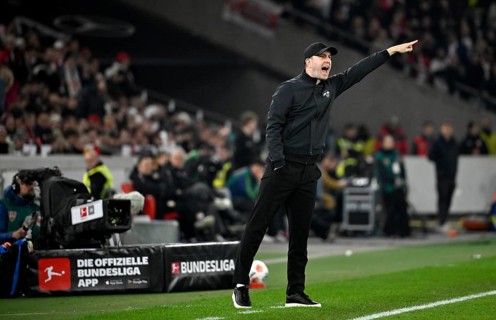 Coach Coach Ole Werner RasenBallsport RB Leipzig RBL gesture on the sidelines TV camera soccer