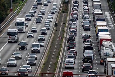 Traffic jam on the A3 motorway between the Hilden junction and the Mettmann junction, view to the