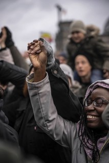 150, 000 people gather around the Bundestag in Berlin to build a human wall against the shift to