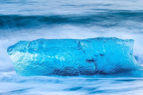Ice chunks on the black beach, lava beach, glacier ice, sea, winter, Diamond Beach