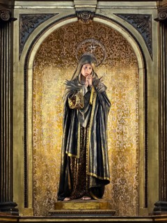 Sacred artwork in the Igreja da Santíssima Trindade, Church of the Holy Trinity, Porto, Portugal