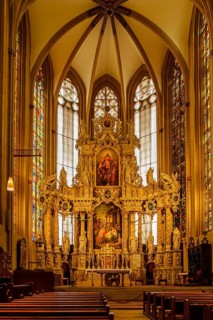 Nave and high altar, St Mary's Cathedral in Erfurt, Thuringia, Germany, for editorial use only