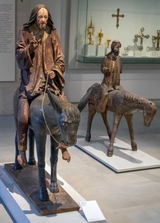 Two palm donkeys, wooden figures left around 1520, right around 1350, Diözesan Museum, Rottenburg,
