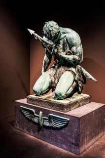 Memorial to the Fallen Railwaymen, Proviantmagazin Zitadelle Spandau, Exhibition Unveiled, Figures,