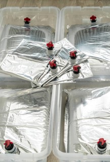 10 litre water bag, for storing drinking water at home, as an emergency reserve in the event of a