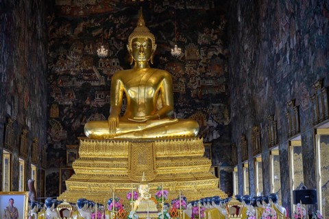 Bangkok, Thailand. February 20th 2025. Phra Buddha Trilokachet is a metal Buddha image located in