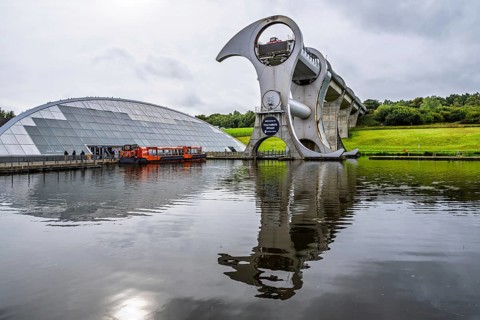 Falkirk Wheel, Forth and Clyde Canal, Falkirk, Scotland, UK