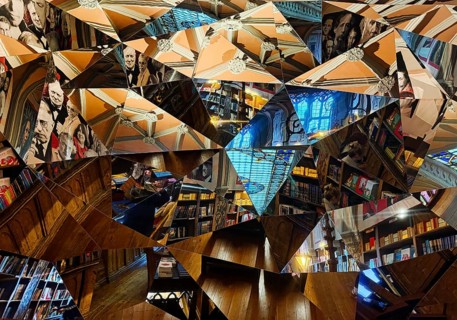Livraria Lello, bewildering look at a kaleidoscope of mirrors in the Lello bookstore, Porto,