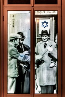 Pharmacy under the Eagle, place of help for Jews during the ghetto, museum, Heroes of the Ghetto