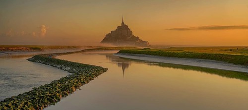 France, Normandy, Le Mont-Saint-Michel at sunrise, Normandy, France