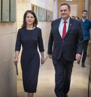 Annalena Bärbock (Alliance 90/The Greens), Federal Foreign Minister, photographed during her visit