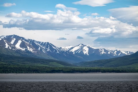 View over the Turnagain Arm estuary to the mountains of the Kenai Peninsula, Anchorage, Alaska, USA