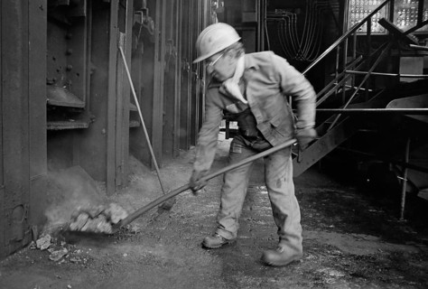 Essen, DEU, 17.11.85 - Workers at the Zollverein coking plant. The coking plant was discontinued in