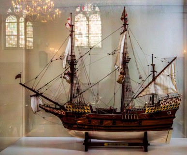 Model of the Mayflower, Pelgrimvaderskerk, Delfshaven, historic district known for its picturesque