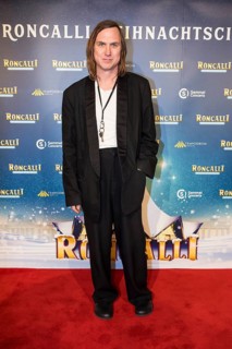 Lars Eidinger at the premiere of the 20th Original Roncalli Weihnachtscircus in Berlin's Tempodrom