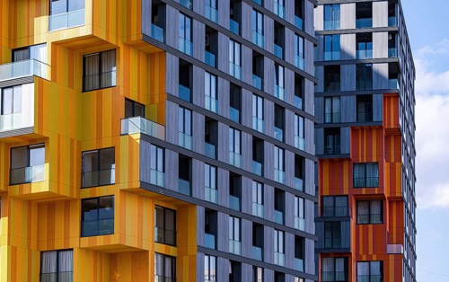 This image showcases the modern architectural elements of a suburban building, highlighting a