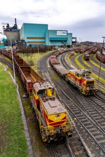 Hüttenwerke Krupp-Mannesmann, HKM in Duisburg, halls of the blast furnace steelworks, tracks of the
