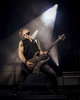 Jürgen Plangger, guitarist of Eisbrecher live on Kaltfront Tour 2025 Tour at the Columbiahalle in