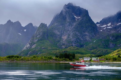 Shipping to the sea eagle colony near Svolvær, Lofoten, Nordland, Norway