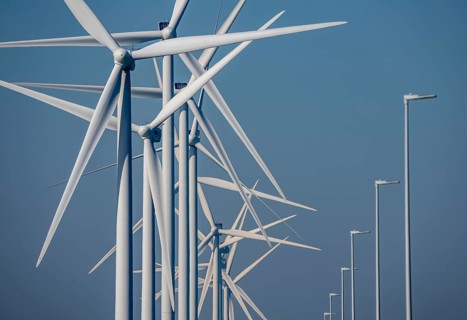 Landtong Rozenburg wind farm, Noordzeeweg, 11 Vestas wind turbines, with an output of 34 MW and an