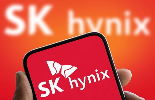 SK hynix logo is displayed on smartphone. SK Hynix Inc is a South Korean semiconductor company.