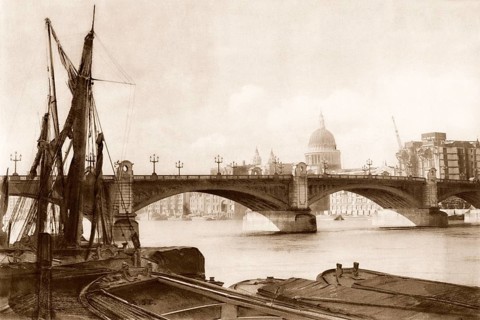 The Southwark Bridge, London, UK, ca 1920