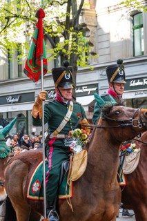 Parade of historically costumed guild members, Hottingen Guild, Sechseläuten or Sächsilüüte, Zurich