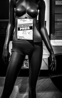 Black and white photography, Karstadt insolvency, sell-out and vacancy, Leopoldplatz shop, Berlin,