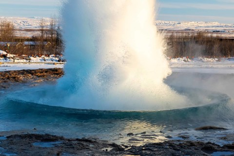 Strokkur, Gysir erupting, snow, winter, Haukadalur Valley, Golden Circle, Iceland, Scandinavia