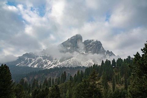 Breathtaking view of the Dolomites mountains in the Cortina d'Ampezzo area, Italy, showcasing