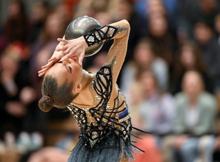 Antonia Levtsenko EST with handheld ball rhythmic gymnastics, RSG Turnen Schmiden International