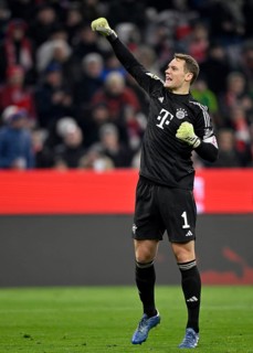 Goal celebration, cheering, joy, goalkeeper Manuel Neuer FC Bayern Munich FCB (01) Gesture,