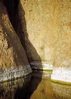 Cisterns of Tawila, Tawila Tanks, Aden, Yemen 1956 interconnected dams and lake reservoirs that