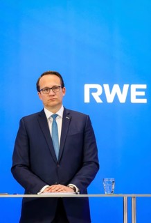 Essen, North Rhine-Westphalia, Germany, RWE CEO Markus Krebber at the RWE Annual Press Conference