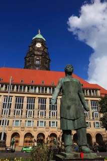 Trümmerfrau Monument in front of the Town Hall, The New Town Hall in Dresden, Saxony, Germany