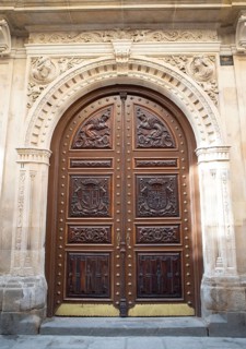 Traditional Tor tor in the historic centre of Zamora, province of Zamora, Castile and Leon, Spain