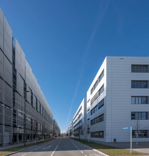 Modern office and multi-storey car park Siemens Campus, Halskestr., Erlangen, Middle Franconia,