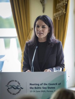 Press conference with Annalena Bärbock (Alliance 90/The Greens), Federal Foreign Minister, at the