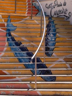 Stairs with fish motifs, sardines, to Praia de Carvoeiro, beach, bathers, Carvoeiro, Algarve,