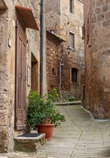 Narrow Street, Sorano, Tuscany, Italy