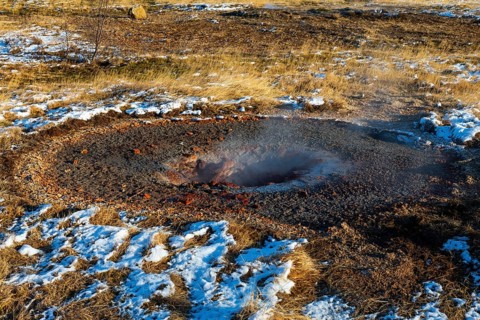 Heise spring, snow, winter, Haukadalur Valley, Golden Circle, Iceland, Scandinavia