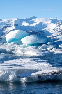 Landscape detail with floating icebergs in the Jokulsarlon glacier lagoon in Iceland