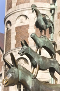 Bremen Town Musicians, bronze statue, artist Gerhard Marcks from 1953, Bremen, Germany
