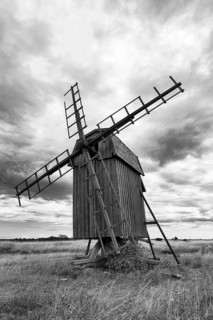 Historic windmill, Stora Alvaret, UNESCO World Heritage Site, agricultural landscape of South