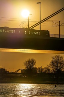 Tram on the Oberkassler Rhine Bridge, Düsseldorf, North Rhine-Westphalia, Germany