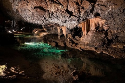 Emerald lake in Demanovska Freedom Cave (Demanovska Jaskyna Slobody) in Slovakia