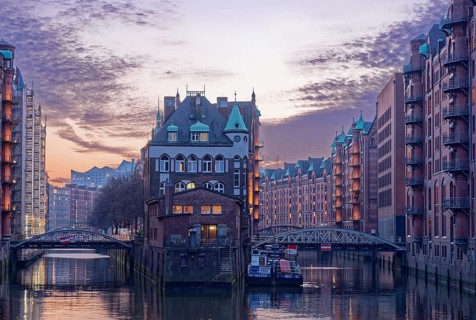 The moated castle in Hamburg's Speicherstadt between the Holländischbrookfleet and the