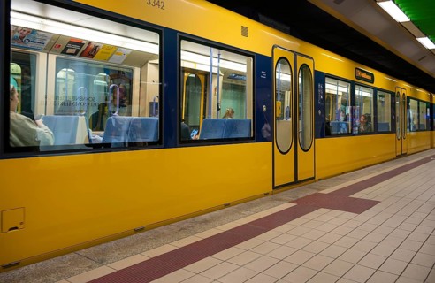 Underground incoming metro, train, tram, U14, SSB, Stuttgart trams, yellow, platform, stop,