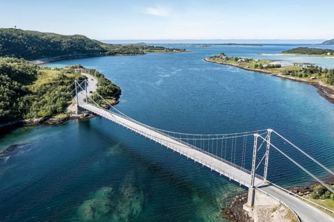 Aerial view of bridge over Straumsbotn fjord, Straumsnes peninsula in the back, RV 86 east of